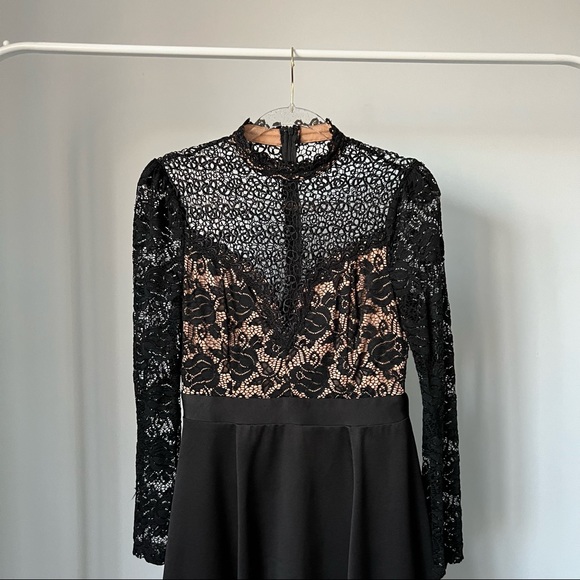 NIKIBIKI Black Guipure Long-sleeve Dress - Picture 3 of 9